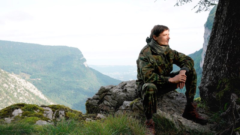 风暴来临时 (2025) AMZN 1080P 内封简中 4.4G - 